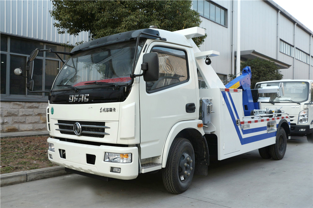 东风大多利卡D7道路清障车厂家12w