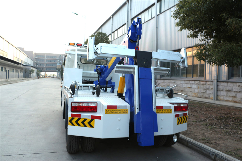 东风大多利卡D7道路清障车厂家12w