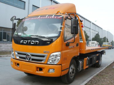 福田奥铃小型清障车