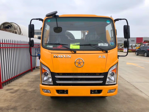 国六大运一拖二清障车