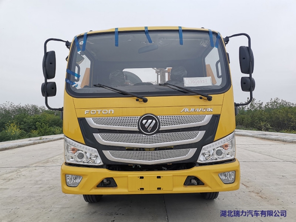 福田欧马可一拖二清障车