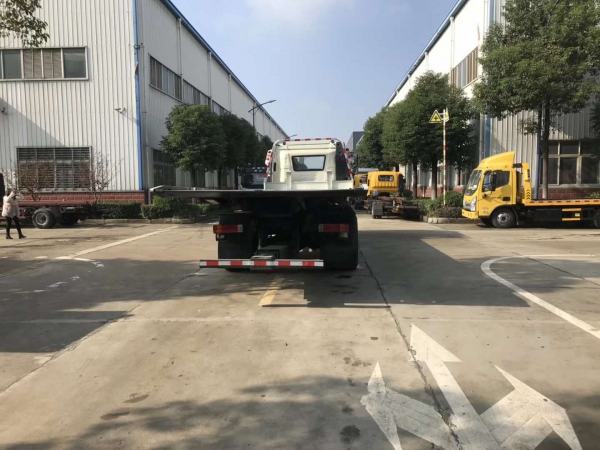 解放J6一拖二清障车