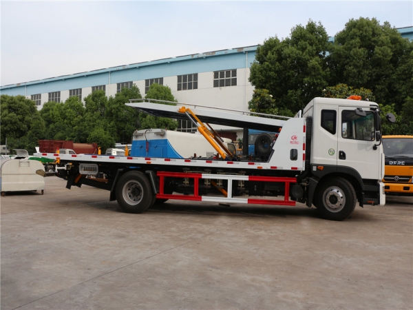 东风D9一拖三黄牌清障车16w