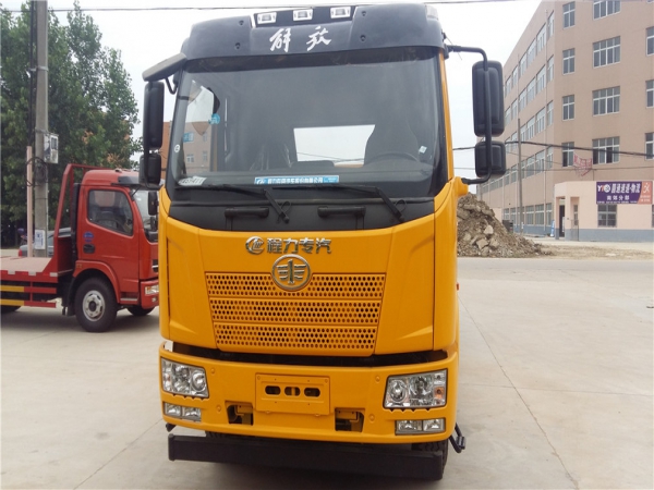 解放J6黄牌大型拖吊清障车19w