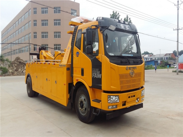 解放J6黄牌大型拖吊清障车19w