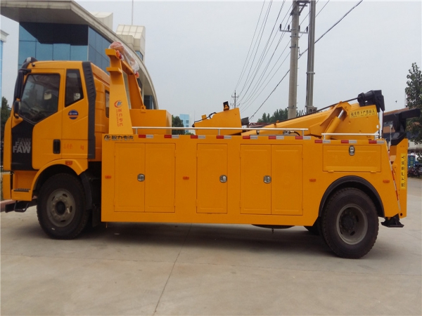 解放J6黄牌大型拖吊清障车19w
