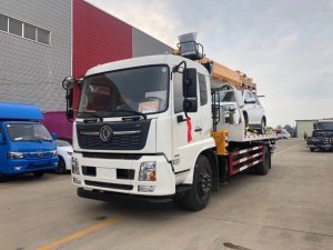 天锦带吊大型一拖二清障车