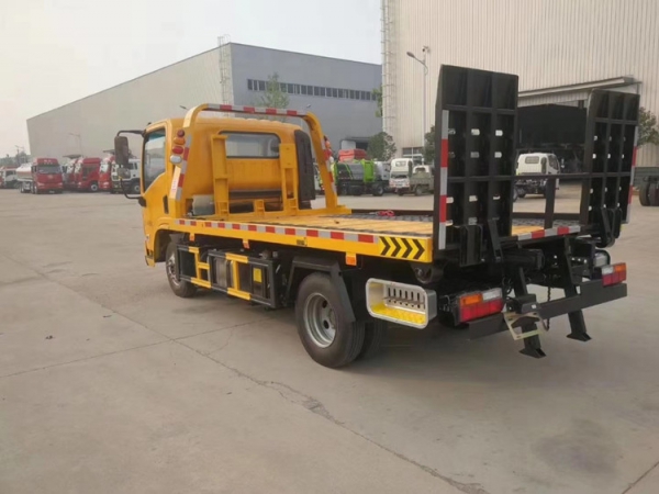 陕汽小型一拖二清障车（国六）